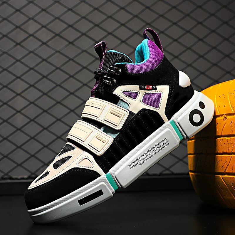 UrbanPulse Streetwear Sneaker